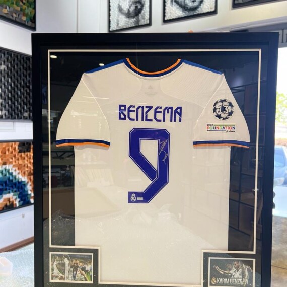 https://signedcollections.com/products/karim-benzema-signed-real-madrid-jersey