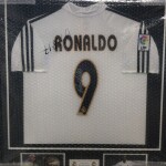 RONALDO DE LIMA NAZARIO REAL MADRID  SIGNED JERSEY FRAMED