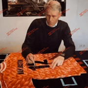 van-basten-signed.png